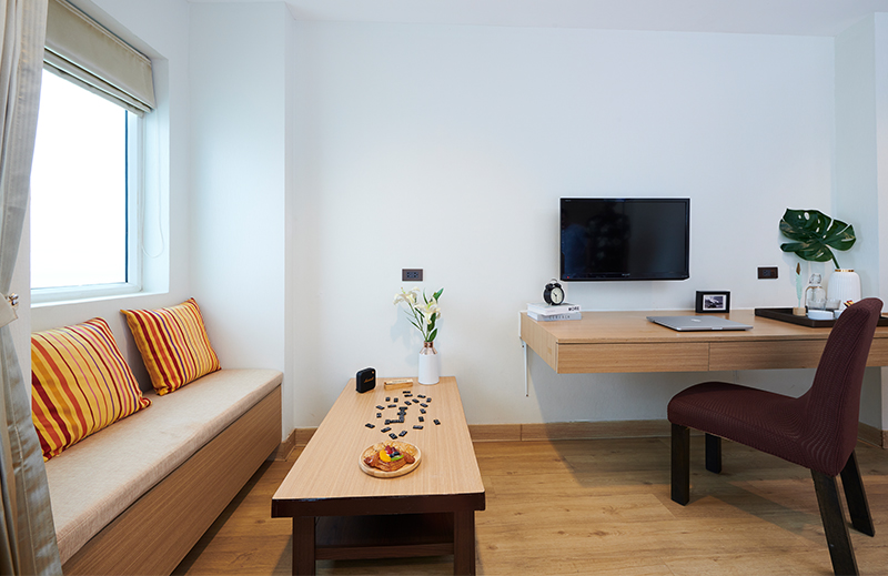 Adelphi-pattaya-deluxe-with-balcony-800x519.jpg