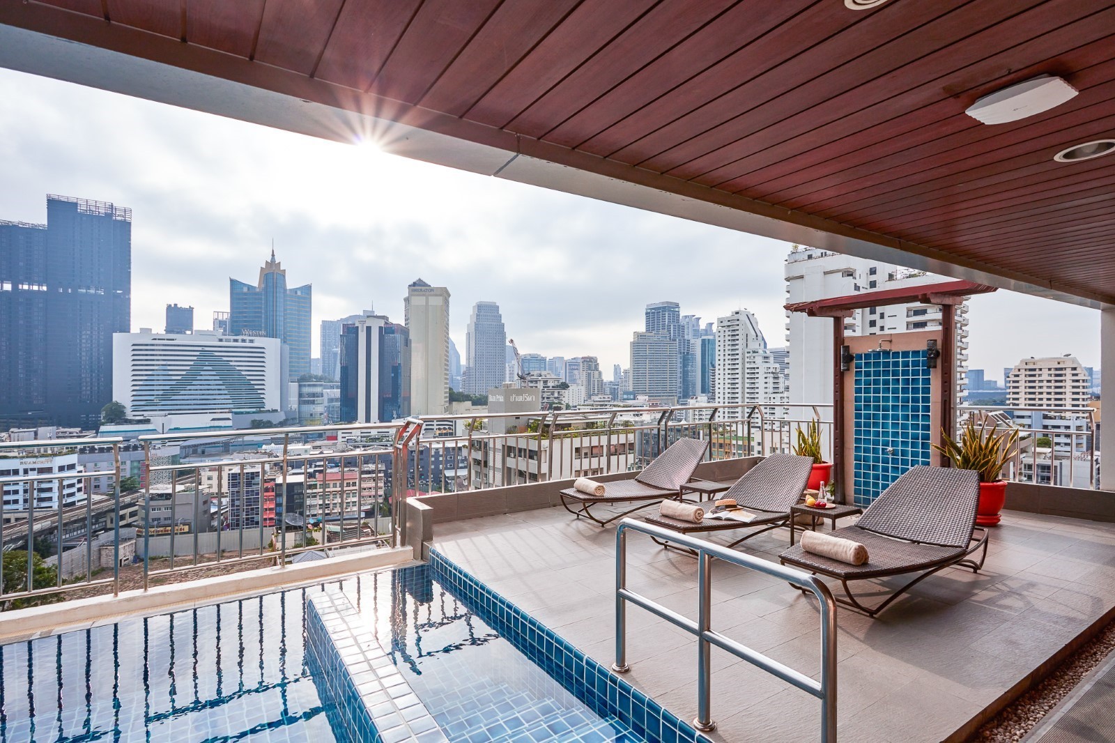 How to Find the Best Hotel Deals in Bangkok How to Find the Best Hotel Deals in Bangkok