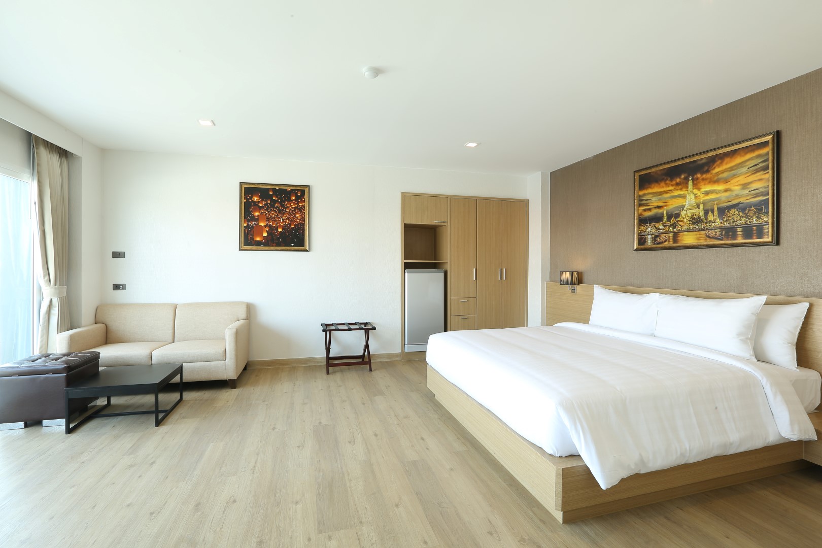 Adelphi-pattaya-adelphi-premier-banner.jpg