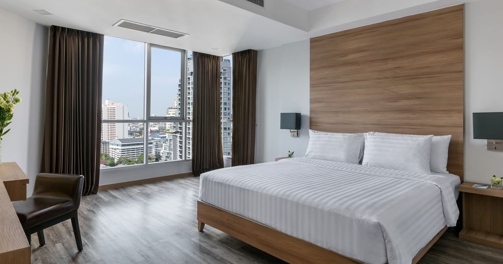 Adelphi Grande Sukhumvit Hotel - Grand One Bedroom Suite Bedroom-11_988x519.jpg