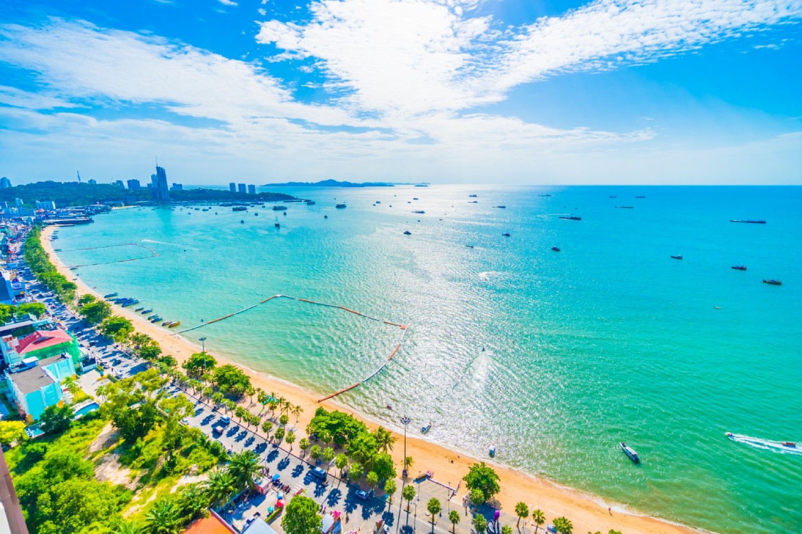 Must-Visit Attractions Near Bangkok’s Best Hotels Must-Visit Attractions Near Bangkok’s Best Hotels