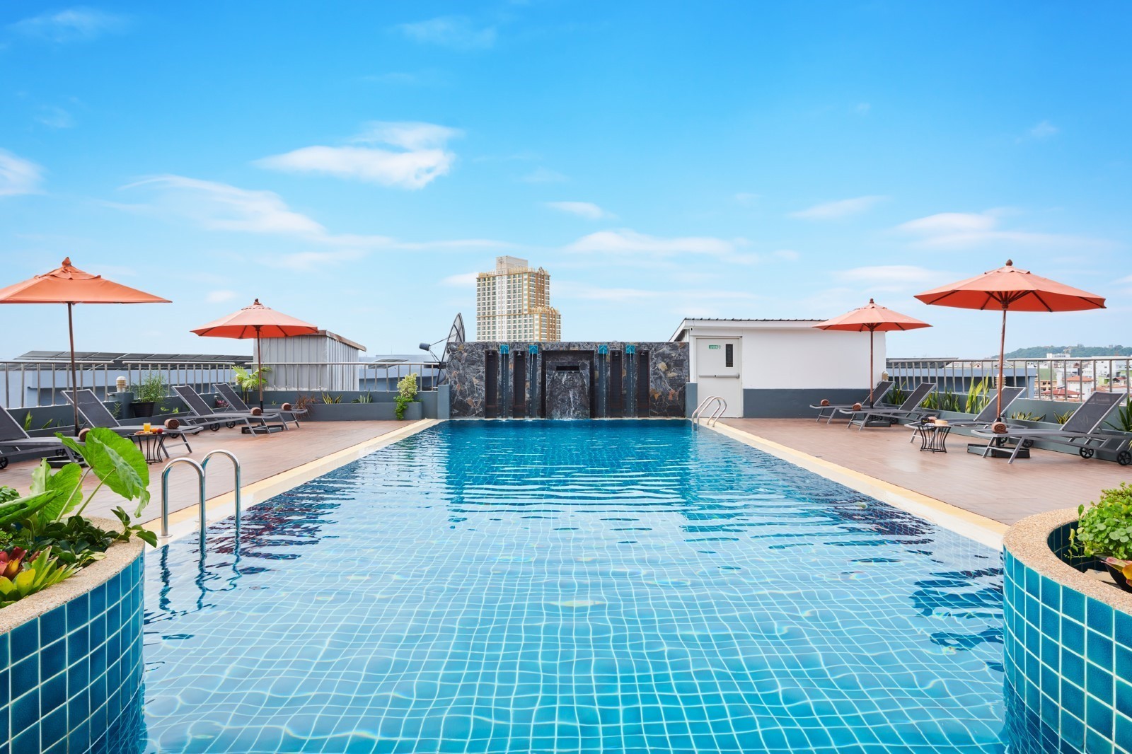 Best Hotels Near Bangkok’s Lively Nightlife Best Hotels Near Bangkok’s Lively Nightlife