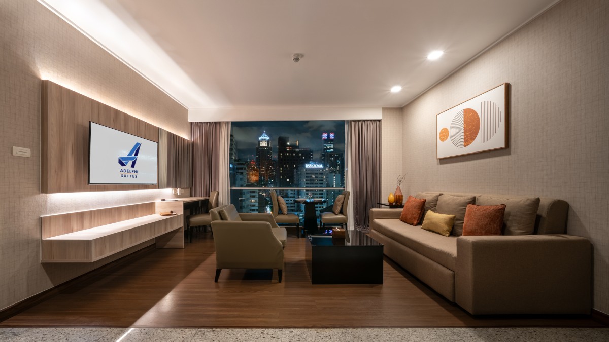 Exploring Sukhumvit: Top Attractions Near Adelphi Suites